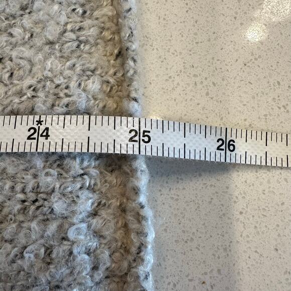 Urban Outfitters UO Women's Rosie Cozy V-Neck Pullover Oversized Sweater - Small - Picture 14 of 14